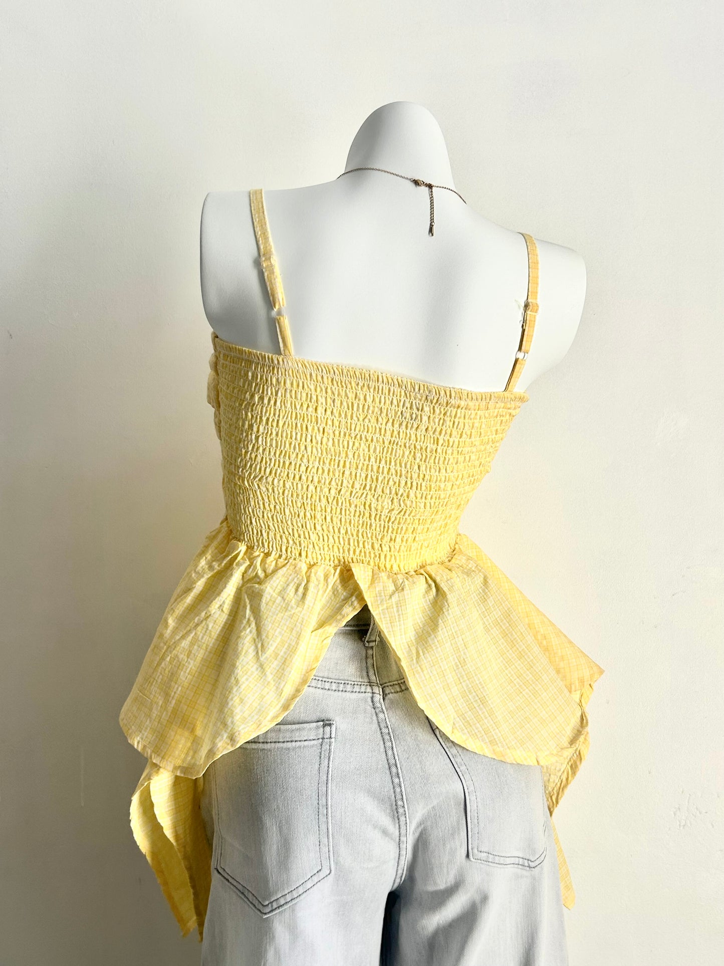 Twisted front peplum top