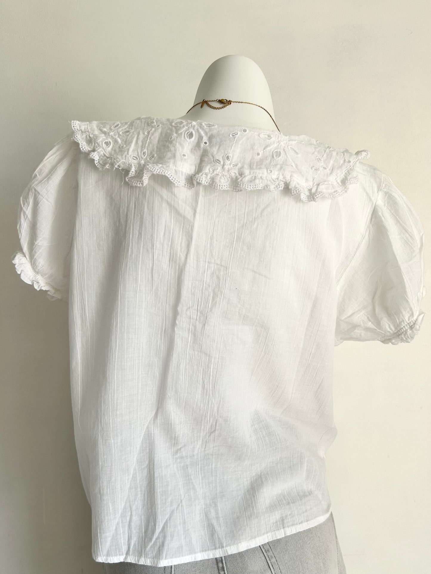 White cotton top