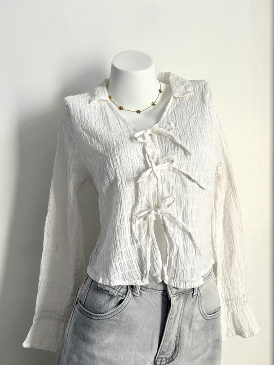 Ribbon tie top